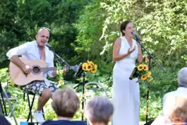 Lösen tiefe Emotionen bei ihrem Publikum im Adenauerpark aus: Vera Della Scala und Raffaele Savoia.