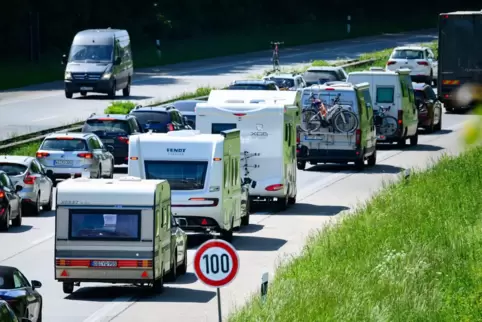 Mit Wohnmobil und Caravan in den Urlaub.