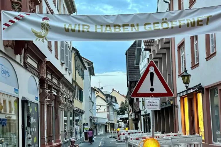 Die Banner hängen an den Eingängen zur Kellereistraße. 