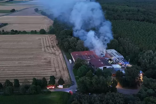 Der Brandort in Haynas Ortsteil Herxheim aus der Luft.