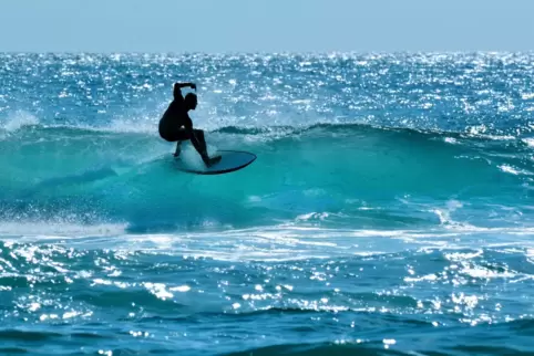 Surfer vor der australischen Gold Coast.