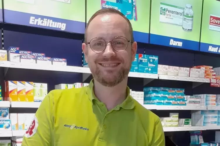 Victor Mehlmann hat Anfang Juli die Easy-Apotheke im Kaufland als neuer Inhaber übernommen. 