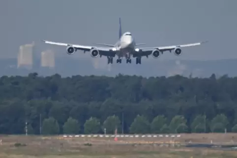 Flugverkehr in Frankfurt wegen Klimaaktivisten eingestellt