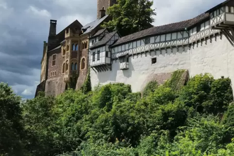 Die Wartburg hoch über Eisenach zählt zu den symbolträchtigsten Denkmälern Deutschlands.