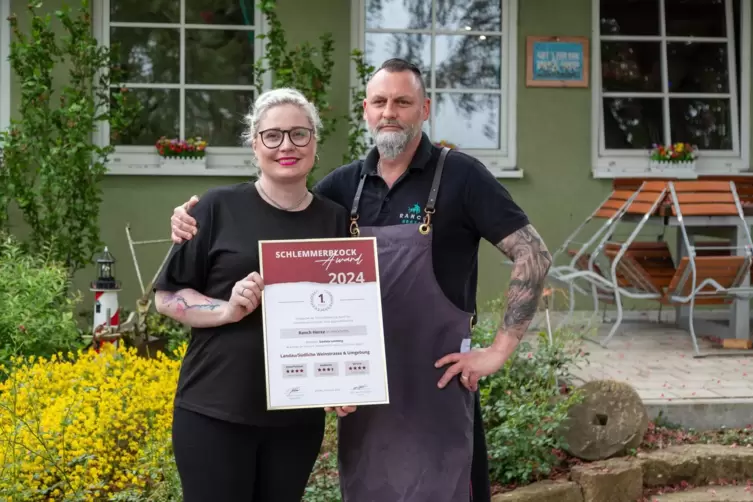 Daniela und Jens Lamberg freuen sich über ihren ersten Platz. 