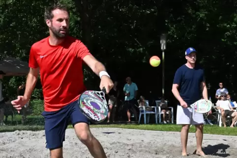 Die Geinsheimer Tobias Joa (links) und Alexander von Wickede bildeten eins von 16 Teams.