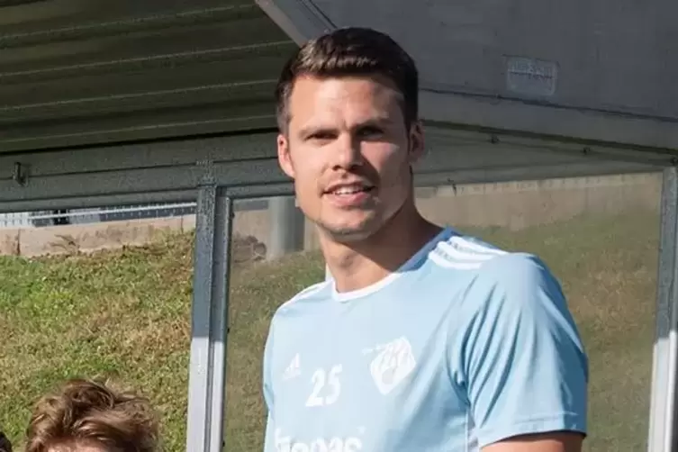 Christopher Ludy, der Spielertrainer des FK Pirmasens II.