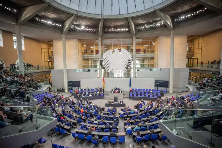 Der Deutsche Bundestag wird künftig deutlich weniger Abgeornete haben. 