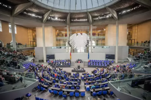 Der Deutsche Bundestag wird künftig deutlich weniger Abgeornete haben. 