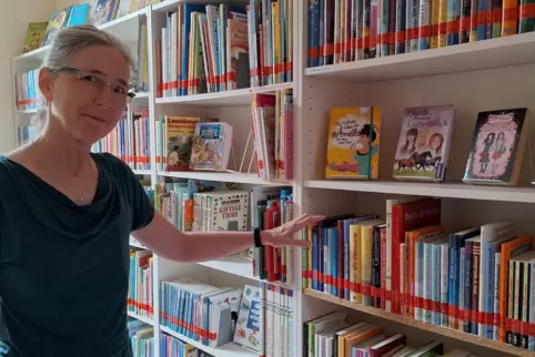 Hat viele Ideen für die kleine Bücherei in der Gemeinde: die neue Leiterin Regina Ehlers.