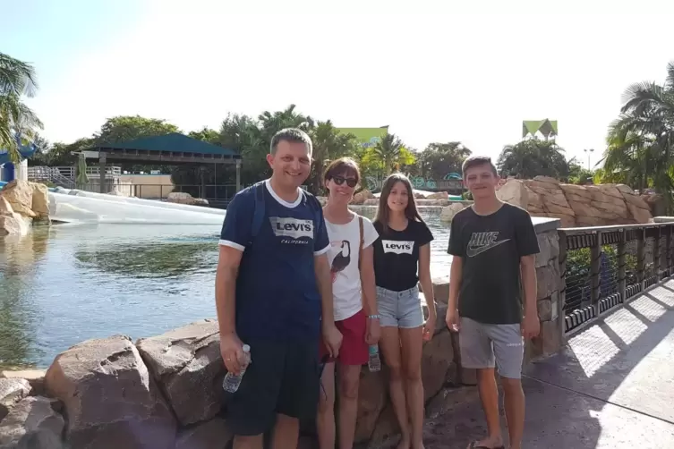 Michael Knecht mit seiner Familie im US-Bundesstaat Florida. 