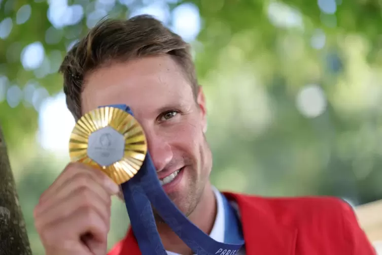 Christian Kukuk mit der Goldmedaille. 