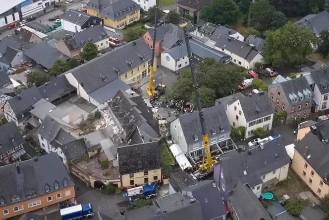 Hotel teilweise eingestürzt