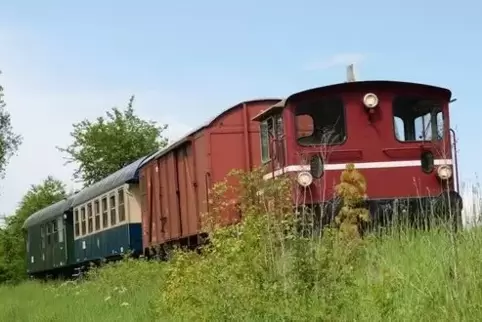 Der Zug führt renovierte Waggons aus den 1950er-Jahren mit. 