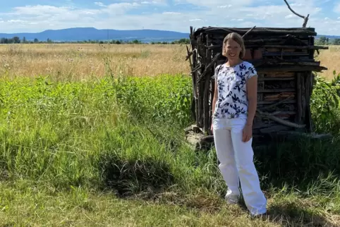 „Es ist einfach wunderschön hier“, sagt Katrin Wehlitz über ihren Lieblingsplatz. Allein schon die Aussicht auf den Pfälzerwald 