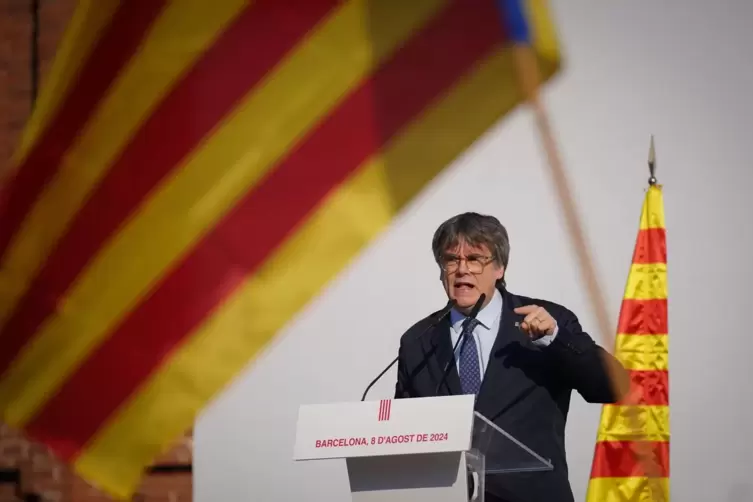 Concentración para recibir a Puigdemont