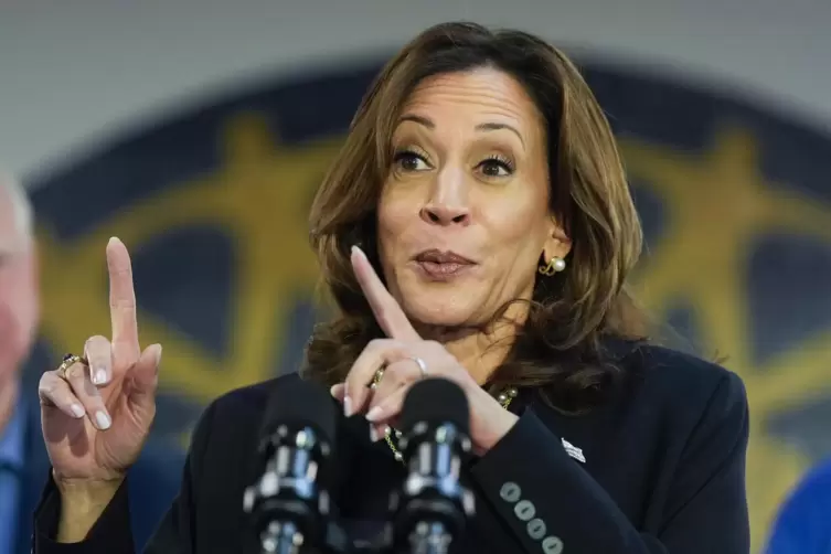 Darf sich über gute Umfragewerte freuen: Kamala Harris, Vizepräsidentin der USA und Präsidentschaftskandidatin der Demokraten fü