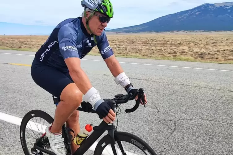 Der Meckenheimer Stefan Hils fährt 2200 Kilometer in einem Rennen rund um Österreich. 