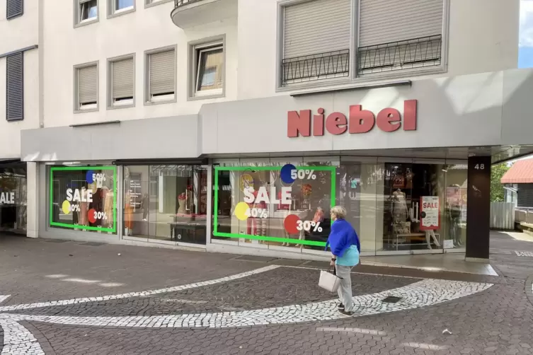 Dieser Teil des Modehauses Niebel wird geräumt, ein neuer Mieter wird gesucht.