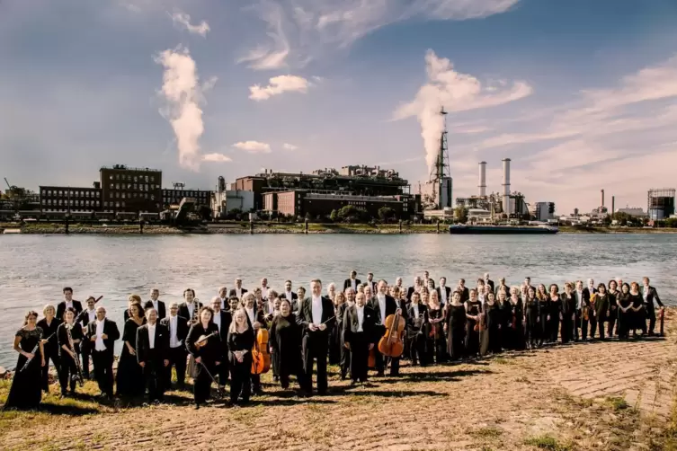 Partner der Bürgerstiftung beim alljährlichen Weihnachtskonzert: die Staatsphilharmonie Rheinland-Pfalz, hier bei einem Fototerm