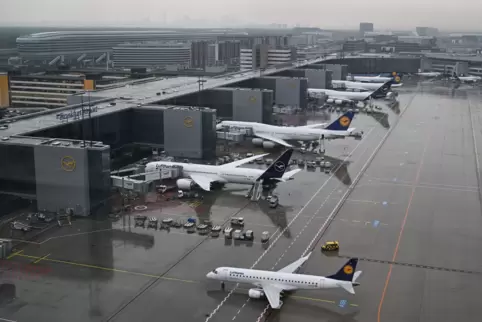 Lufthansa am Flughafen Frankfurt am Main