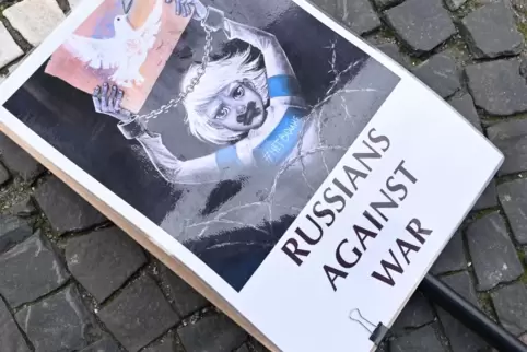 Free Russians demonstriert auf dem Odeonsplatz