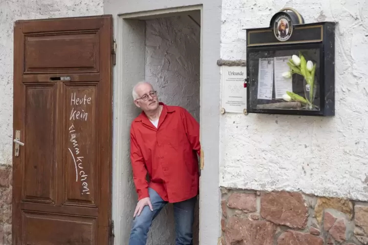 Auch in seinem kleinen Musikantebuckl will Alfons Getto wieder Kultur anbieten.