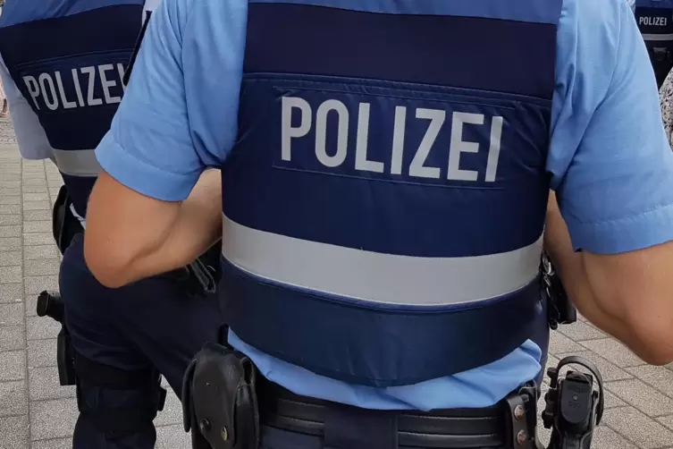 Gemeinsam mit Polizei und Ordnungsamt nehmen Bürger potenzielle Gefahrenstellen in den Fokus. 