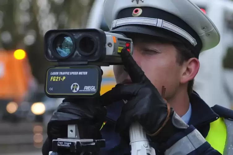 Das schnellste Fahrzeug wurde mit 48 Kilometern pro Stunde gemessen.