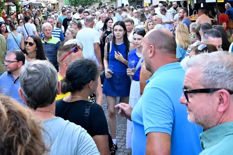 In Deidesheim wird an diesem Wochenende nochmals Weinkerwe gefeiert.