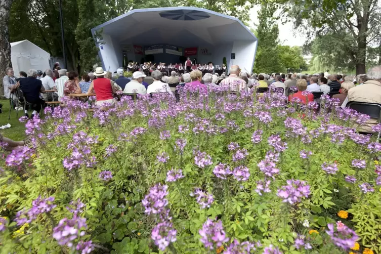 Der Volkspark in Kaiserslautern ist ein idyllisches und kraftspendendes Naherholungsgebiet. Darüber hinaus haben die Konzerte in