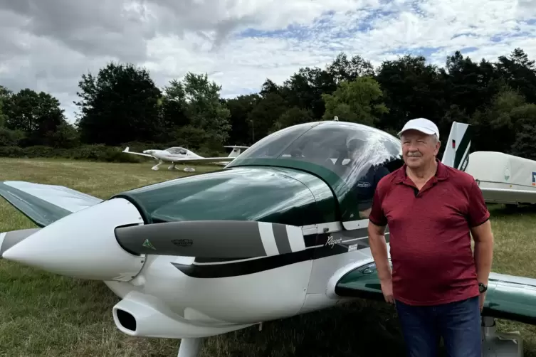 Die Welt von oben sei eine ganz besondere Perspektive, sagt der Vorsitzende des Aero-Clubs Bexbach, Karlheinz Pohmer, der vor ei