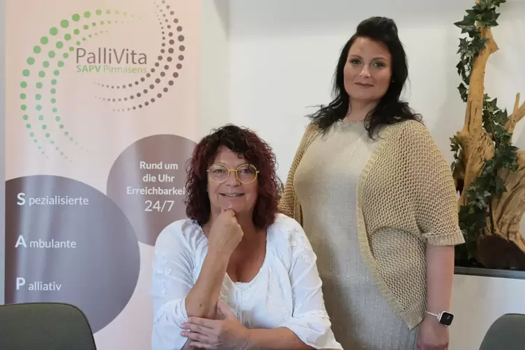 Die Gründerinnen von „PalliVita – SAPV Pirmasens “: Mirja Flöser und Sarah Gruschka.