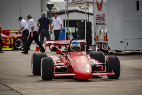 Jochen Gaa in einem March 842 der Formel 2 Europameisterschaft.