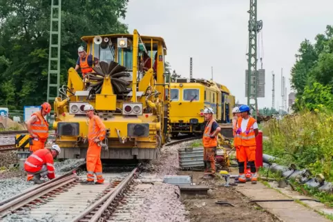 Zwischenbilanz zur Generalsanierung der Riedbahn