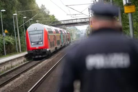 Polizeieinsatz Bahn - Illustration