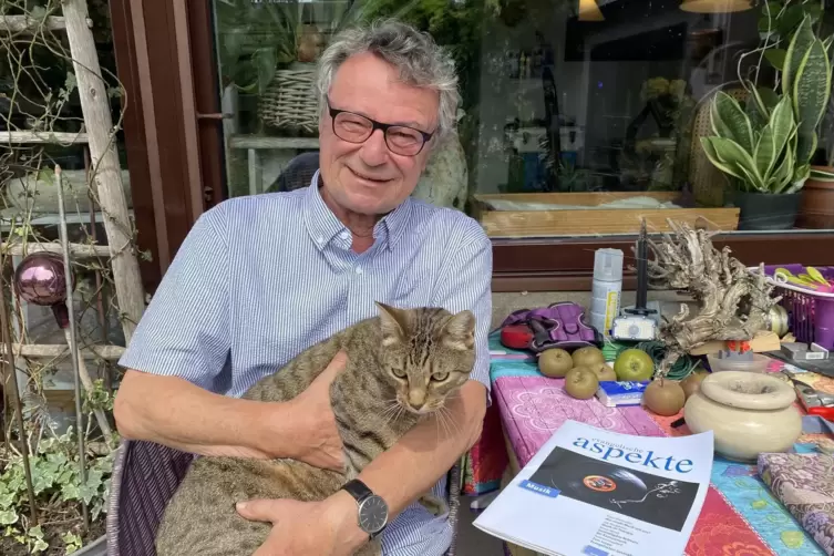 „Wir müssen das, was wir an christlichem Glauben haben, in moderne Sprache übersetzen“, sagt der frühere Pfarrer Rolf Freudenber