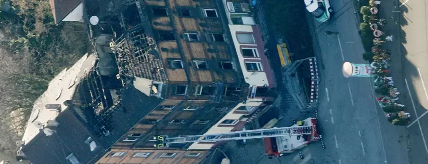 Die Brandruine wurde später abgerissen.