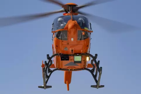 Aufgrund des Unfalls war ein Rettungshubschrauber im Einsatz.