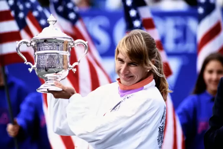 Lang ist’s her: Steffi Graf feiert 1993 ihren Sieg in Flushing Meadows vor den Toren von New York.