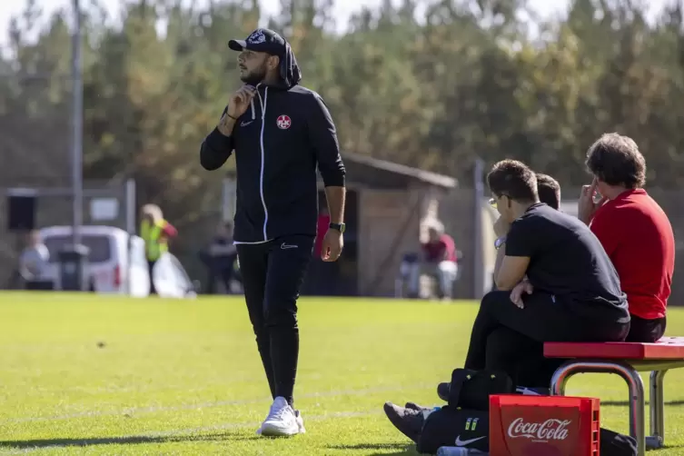 Trainer der U19 des FCK: Eimen Baffoun. 