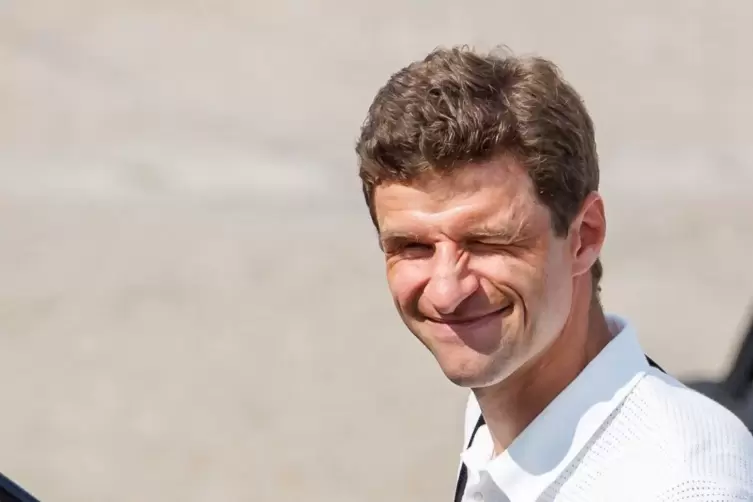 Ist jetzt nur noch beim FC Bayern ein Schelm: Thomas Müller. 