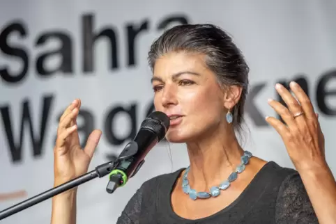 Sahra Wagenknecht stellt Bedingungen für eine mögliche Koalition, die potenzielle Partner kaum erfüllen können.