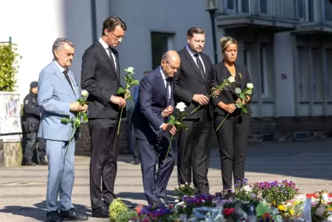 Nach der Messerattacke auf dem Solinger Stadtfest - Scholz-Besuch