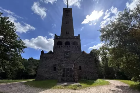 Bismarckturm/Leistadt.