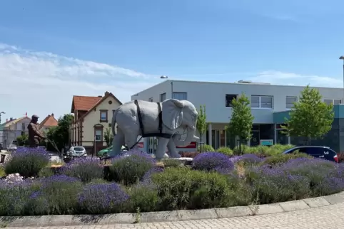 Der Elefantenkreisel in Enkenbach-Alsenborn. 