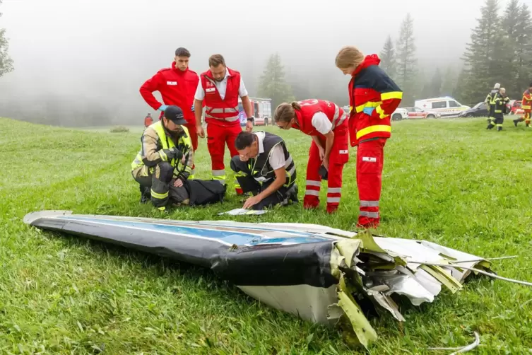 Kleinflugzeug in Österreichs Bergen abgestürzt