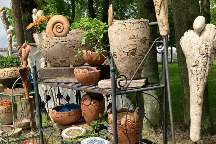 Über 50 Aussteller werden am Wochenende in Mußbach dabei sein – auch die Neidenfelser Manufaktur Raku-Art. 