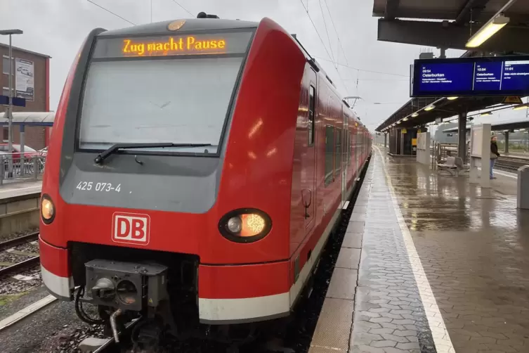 Derzeit endet die S-Bahn in Homburg. 