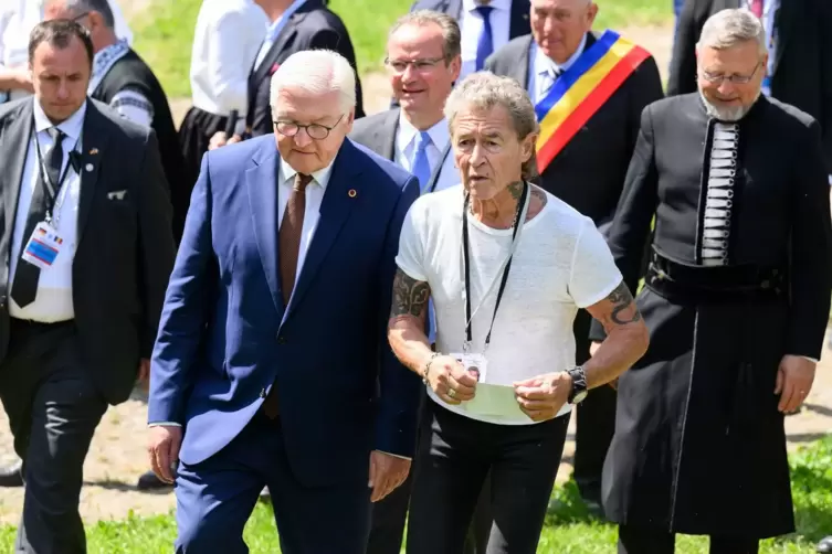 Bundespräsident Steinmeier gratuliert Peter Maffay